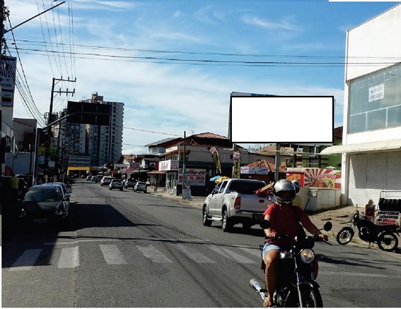 piçarras - 6001 - av.nereu ramos,135 / frente a berlanda / sentido norte