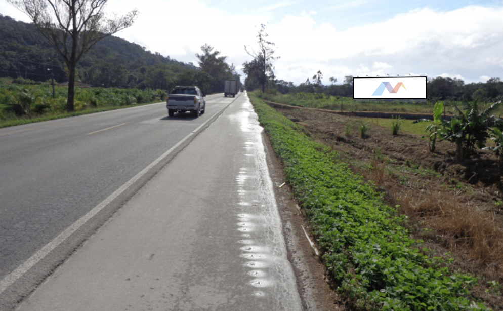 indaial - 0402.1p - br 470 km 77- 5km antes do trevo de indaial, sent. blum