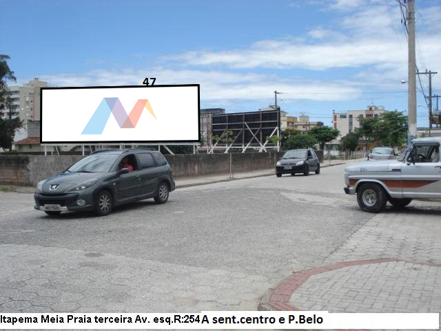 itapema - 047 - terceira avenida / esq. rua 254 - sentido meia praia