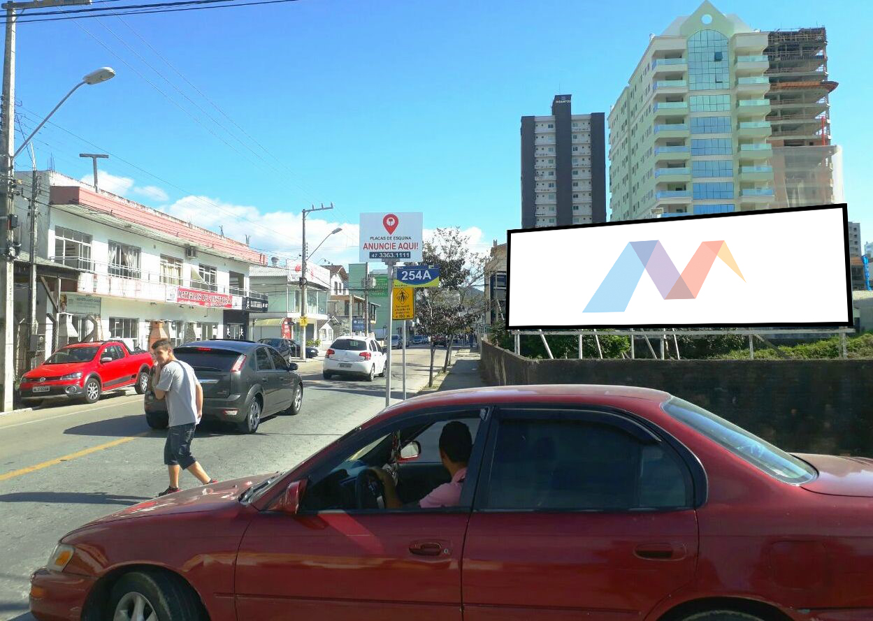 itapema - 085 - seg avenida / esq. rua 254 / fte materiais de construção - sentido bairros
